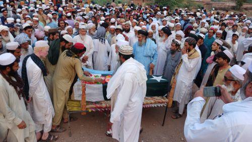 Το Πακιστάν λέει ότι θα «εκδικηθεί» τους νεκρούς λόγω των πληγμάτων της Ινδίας