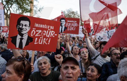 Ο Αντιπρόεδρος ΕΟΔ καλεί την ΕΕ να δείξει αλληλεγγύη στους δημοκράτες στην Τουρκία