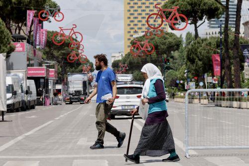 رئيس الجمهورية في تيرانا للمشاركة في قمة المجتمع السياسي الأوروبي