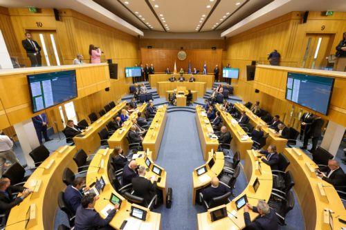 Παράνομη οποιαδήποτε προσπάθεια εκτροχιασμού από το διαμορφωθέν πλαίσιο για Κυπριακό, τονίζει ο Ελληνας Πρόεδρος (1)