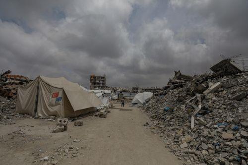 Τουλάχιστον 28 νεκροί από ισραηλινά πλήγματα κοντά σε νοσοκομείο στη Χαν Γιούνις