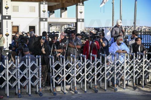 Στο Ντολμάμπαχτσε επιχειρείται πάλι συνάντηση Ρωσίας – Ουκρανίας