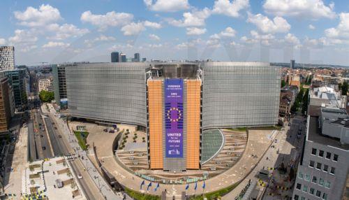 Addition in European Council conclusions on Security and Defence at Cyprus-Greece request