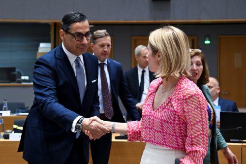 Επαρκής ο μηχανισμός παρακολούθησης για άρση κυρώσεων ΕΕ κατά Συρίας λέει ο ΥΠΕΞ