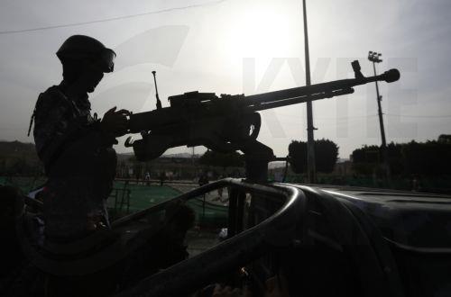 Το Ισραήλ λέει πως αναχαίτισε πύραυλο και βλήμα που ρίφθηκαν από την Υεμένη