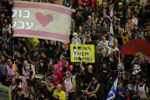 Οι σοροί ζεύγους Ισραηλινοαμερικανών ομήρων επιστράφηκαν στο Ισραήλ