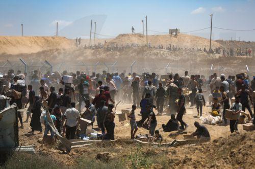 Η διανομή ανθρωπιστικής βοήθειας στη Γάζα έγινε παγίδα θανάτου, είπε αξιωματούχος ΟΗΕ