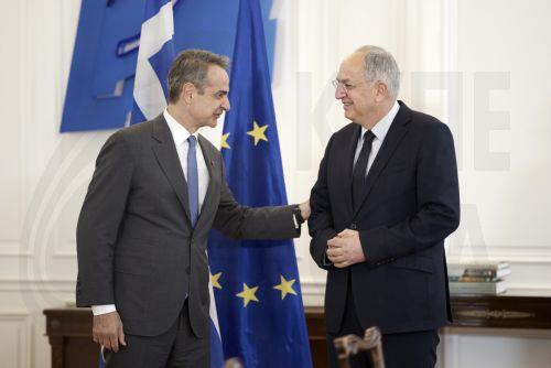 Προστασία ωκεανών, θαλάσσια ασφάλεια, παράνομη αλιεία συζήτησαν Μητσοτάκης – Καδής