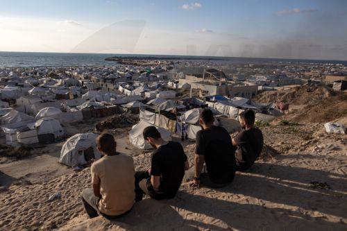 Το Ισραήλ σκότωσε 4 ανθρώπους κοντά σε σημείο διανομής ανθρωπιστικής βοήθειας στη Γάζα