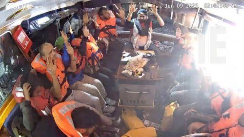 Ισραηλίτικα drone έριξαν λευκό υγρό στο Madleen, σύμφωνα με Τουρκάλα ακτιβίστρια