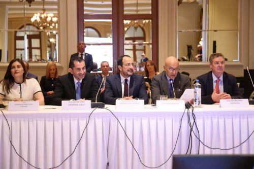 Περήφανοι για την επιτυχία του ναυτιλιακού μας τομέα, είπε ο Πρόεδρος