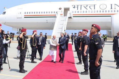 وصول رئيس وزراء الهند إلى قبرص