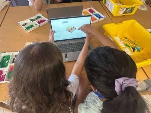 Βιωματικά εργαστήρια προγραμματισμού για μαθήτριες Στ΄ Δημοτικού διοργάνωσε το ΠΙΚ