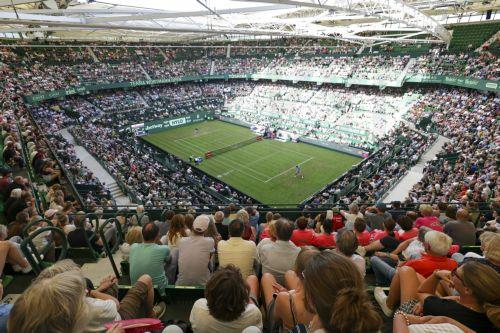 Αποκλεισμός για Σίνερ στο Χάλε, αποκλεισμένος για Γκοφ στο Βερολίνο