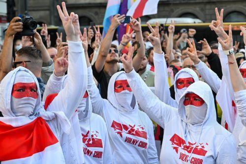 Στήριξη στους Λευκορώσους για δημοκρατική μετάβαση στέλνει η φον ντερ Λάιεν