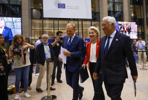 الاتحاد الأوروبي يدعو لعقد مؤتمر مرئي حول أوكرانيا