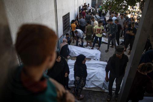 Πάνω από 100 νεκροί τη Δευτέρα στη Γάζα παρά τις εκκλήσεις για κατάπαυση πυρός