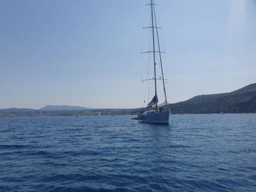 Η ιστορία συναντάται με την φυσική ομορφιά στον Όρμο του Ναυαρίνου