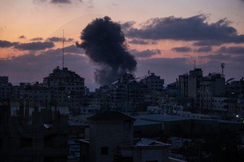 Η Χαμάς εξετάζει την πρόταση εκεχειρίας των ΗΠΑ, 40 νεκροί σε μια μέρα