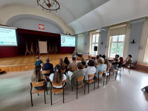 Φοιτητές αρχιτεκτονικής σχεδίασαν για τη Γάζα με οδηγό την ανθεκτικότητα