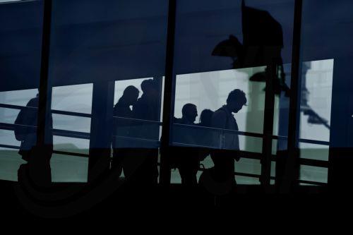 Χιλιάδες επιβάτες ταλαιπωρούνται στο αεροδρόμιο του Βερολίνου