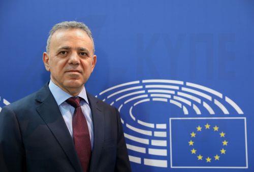 Σήμερα η διαπραγμάτευση για το ψήφισμα για κράτηση 5 Ε/κ, λέει ο Κ. Μαυρίδης