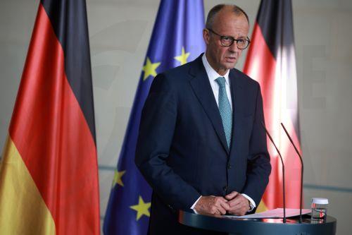 Το Βερολίνο δεν εξετάζει προς το παρόν ενδεχόμενο αναγνώρισης παλαιστινιακού κράτους, δήλωσε ο Μερτς