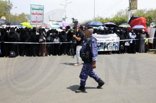 Οι Χούθι αναλαμβάνουν την ευθύνη για εκτόξευση πυραύλου κατά του Ισραήλ