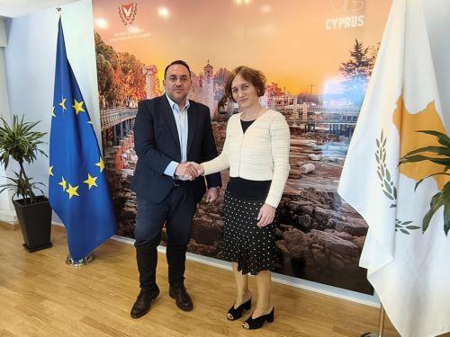 وزير الدولة للسياحة يناقش مع الممثل السامي البريطاني والسفيرة الفرنسية تعزيز السياحة