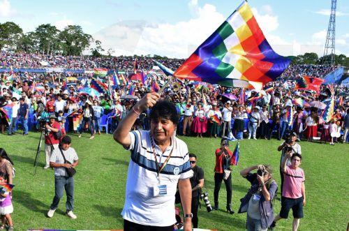 Να ρίξουν άκυρο στις εκλογές παροτρύνει τους Βολιβιάνους ο Εβο Μοράλες