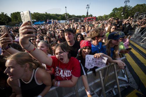 Πέθανε ο κιθαρίστας των Kiss Έις Φρίλι στα 74 χρόνια του