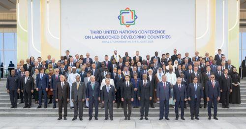 وزيرة الدولة للنقل البحري تشارك في مؤتمر الأمم المتحدة الثالث المعني بالدول النامية غير الساحلية في تركمانستان