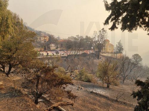 Σε Πάτρα και Φιλιππιάδα τα μεγαλύτερα μέτωπα πυρκαγιάς στην Ελλάδα