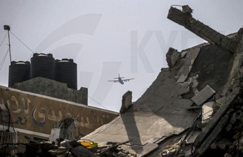Οι ισραηλινές δυνάμεις εντείνουν τον βομβαρδισμό της Πόλης της Γάζας