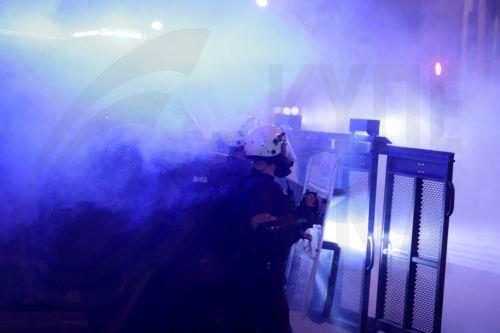 Επεισόδια σε αντικυβερνητικές διαδηλώσεις για πέμπτη διαδοχική νύχτα στη Σερβία