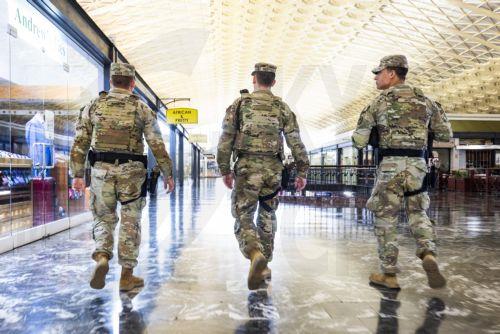 Σχέδιο Πενταγώνου προβλέπει ανάπτυξη 1.000 στρατιωτών στη Λουιζιάνα, σύμφωνα με δημοσίευμα