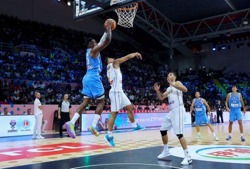 Το πάλεψε αλλά ηττήθηκε η Κύπρος με 69-96 από την Ελλάδα σε ένα ιστορικό αγώνα στο EuroBasket