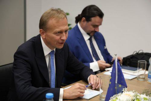 EU Commissioner visits projects funded by THALIA cohesion programme