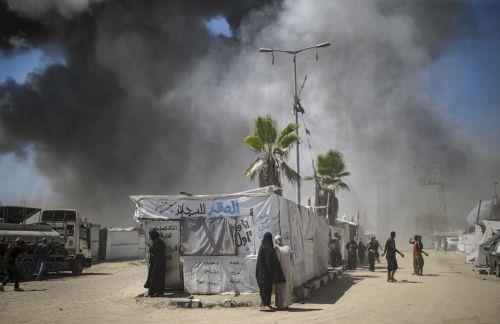 Πολυκατοικία στη Γάζα ισοπέδωσε το Ισραήλ, η Χαμάς δημοσιοποίησε βίντεο με ομήρους