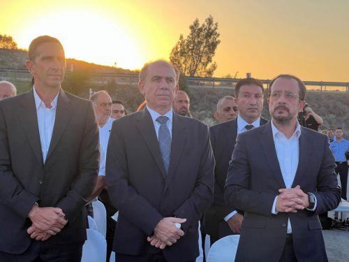 Δεν λύνει κανένα πρόβλημα η απεργία λέει ο ΠτΔ καλώντας σε διάλογο για ΑΤΑ