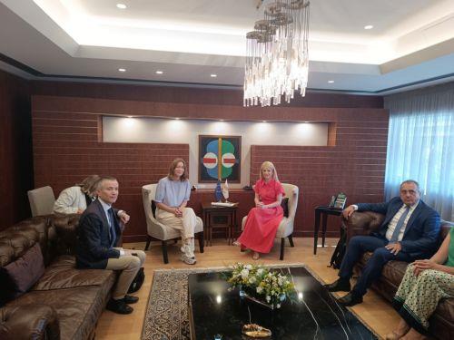 Τη φορολογική μεταρρύθμιση στην Κύπρο συζήτησαν ΠτΒ - αντιπροσωπεία ΕΚ