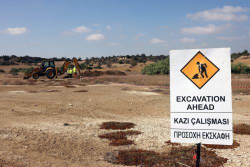 Ταυτοποιήθηκαν 1100 αγνοούμενοι, εντοπίστηκαν άλλοι 6 στα κατεχόμενα, είπε ο Παντελίδης στη Βουλή (2)