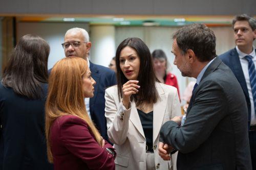 Η ΕΕ να συνεχίσει να ηγείται της πράσινης μετάβασης διεθνώς, λέει η Μ. Παναγιώτου [ΒΙΝΤΕΟ]