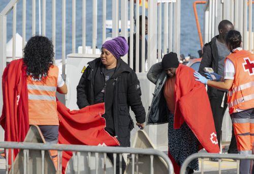 President Christodoulides tells Lebanons Aoun he is satisfied over cooperation on migration