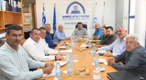 Συνεργασία και κοινές δράσεις συζήτησαν οι Δήμαρχοι Αγίας Νάπας και Αμμοχώστου