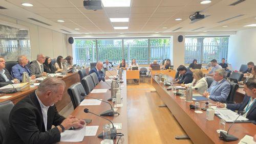 Το τερματικό στο Βασιλικό είναι υλοποιήσιμο και θα ολοκληρωθεί, είπε ο Υπ. Ενέργειας (1)