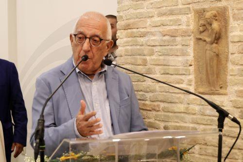 رئيس البرلمان اليوناني يبدأ اجتماعاته في نيقوسيا