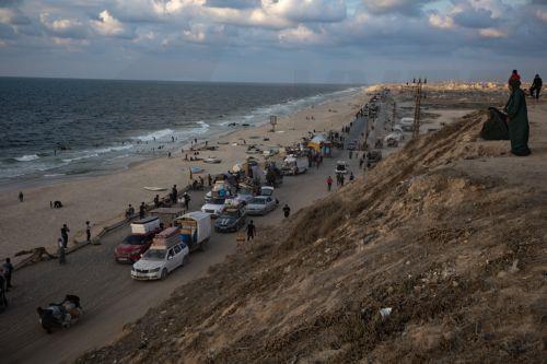 Περισσότεροι από 50 άνθρωποι νεκροί από ισραηλινές επιθέσεις σήμερα στη Γάζα