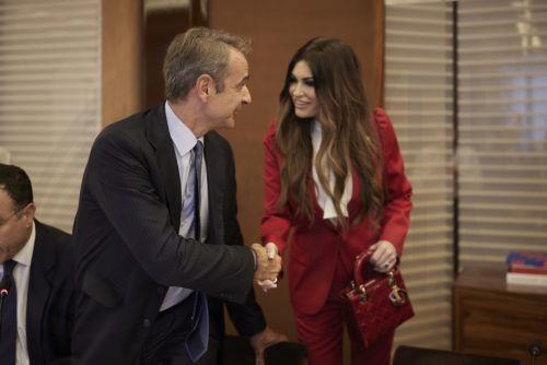 Σήμερα τα διαπιστευτήρια της Κίμπερλι Γκίλφοϊλ