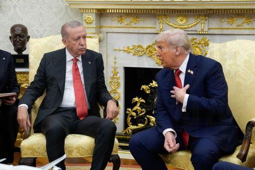 H συνάντηση Τραμπ-Ερντογάν μπορεί να επηρεάσει πολιτικές Τουρκίας, όχι όμως καταλυτικά, λέει στο ΚΥΠΕ ο Μ. Κοντός